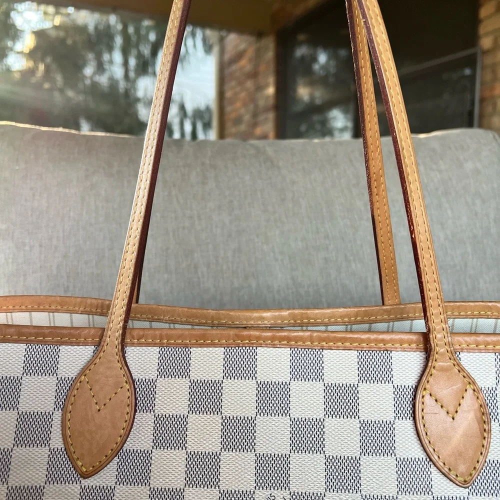 Louis Vuitton Damier Azur Tote with Vachetta Trim - Picture 3 of 16
